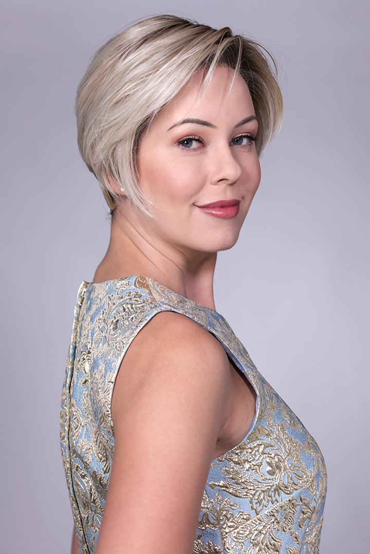 Lenox Heat Friendly Synthetic Wig by Belle Tress – CHIQUEL