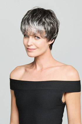 Super Lizzy wig Diamond Collection